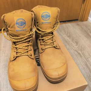 Palladium Water proof boots size 8